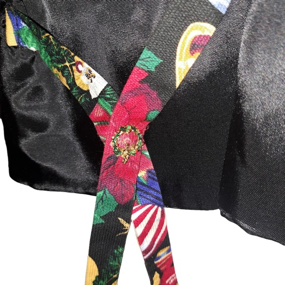 NWT- TWO Adorable Holiday Vests for Men or Women Tie Backs XL - Picture 7 of 11